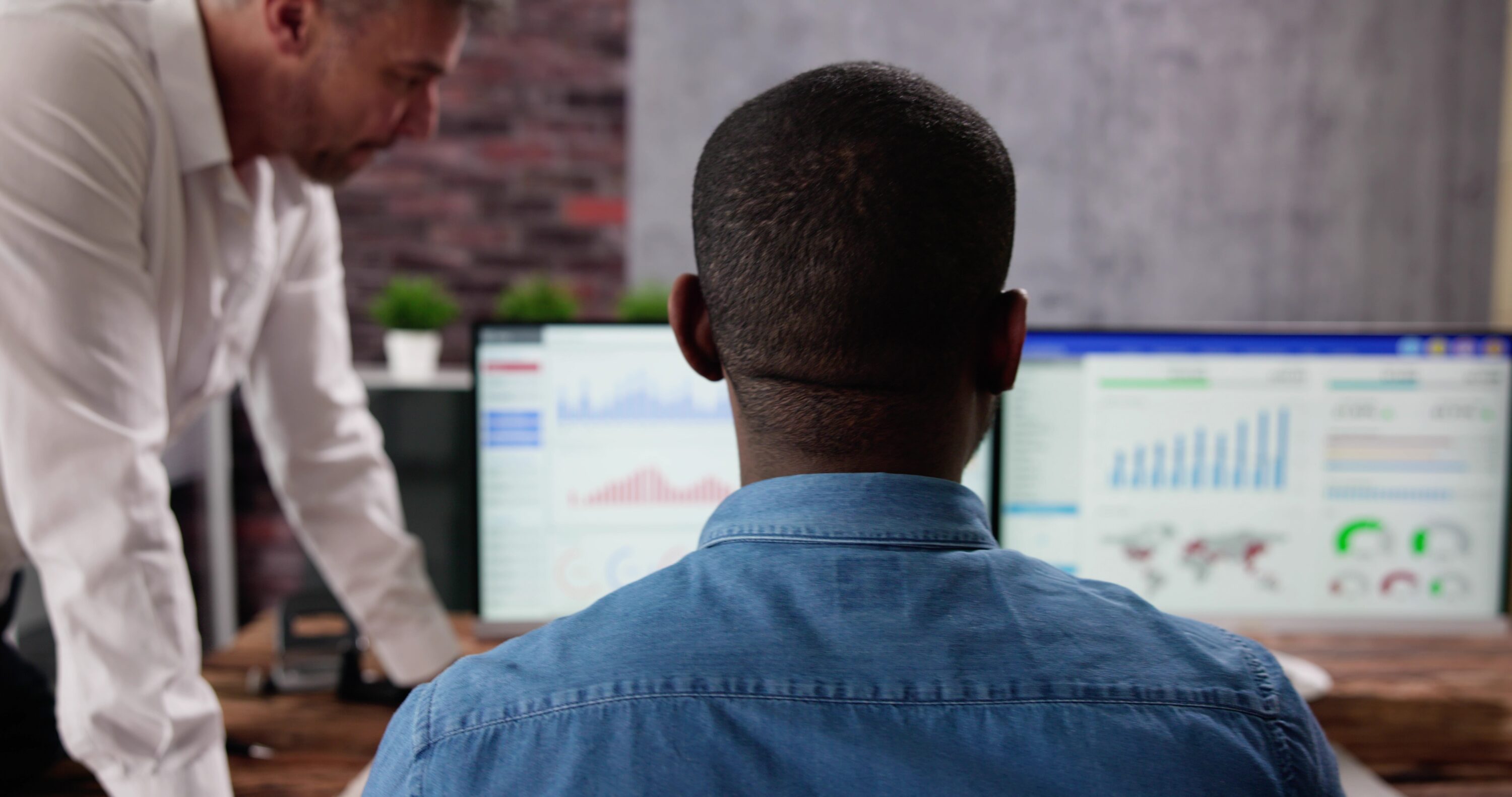 business,data,analytics,dashboard,and,kpi,performance